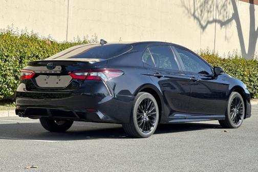 2022 Toyota Camry Hybrid Nightshade