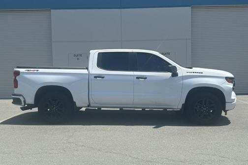 2024 Chevrolet Silverado 1500 Custom