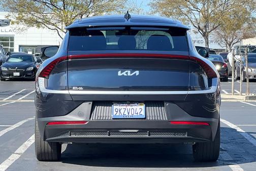 2023 Kia EV6 Light