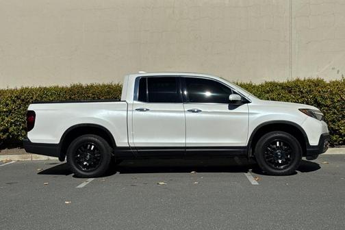 2017 Honda Ridgeline RTL-E