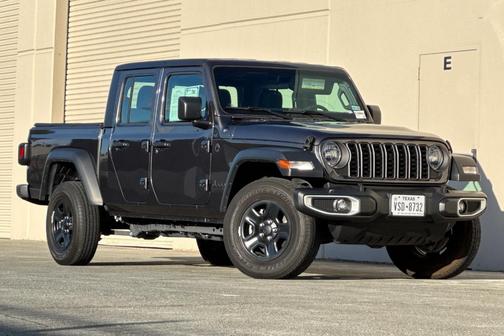 2024 Jeep Gladiator Sport