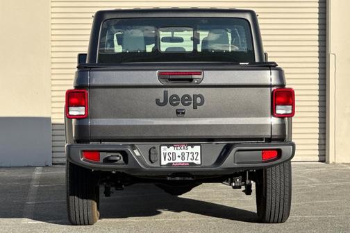2024 Jeep Gladiator Sport