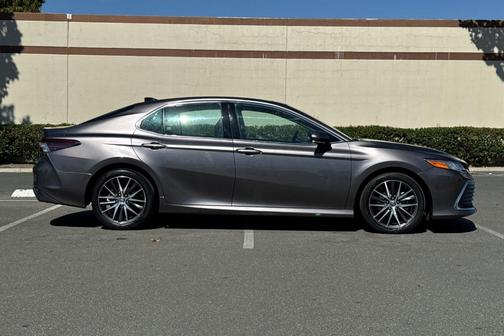 2023 Toyota Camry XLE