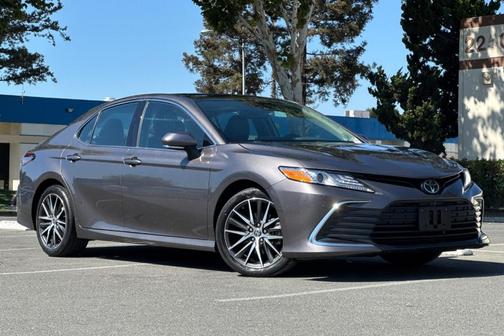 2023 Toyota Camry XLE