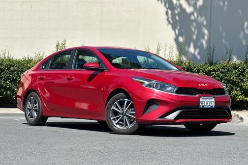 2023 Kia Forte LXS