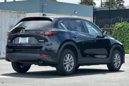 2023 Mazda CX-5 2.5 S Preferred Package