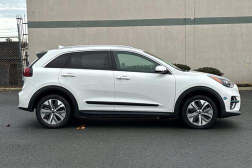 2022 Kia Niro EV EX