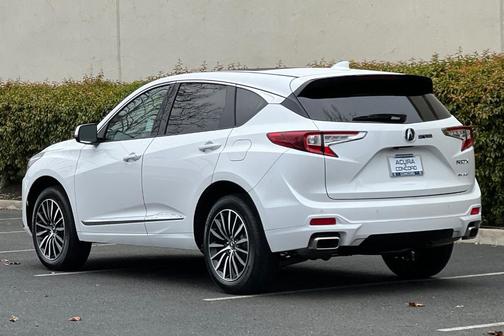 2025 Acura RDX Advance Package