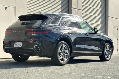 2025 Genesis GV70 2.5T