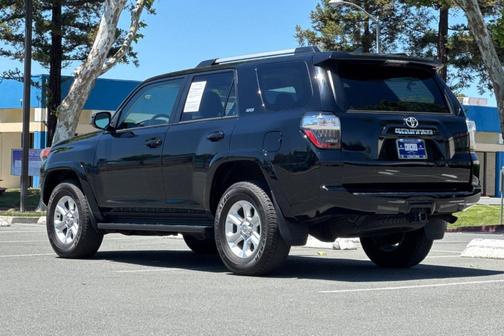 Midnight Black Metallic 2024 Toyota 4Runner SR5