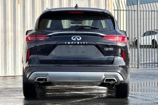 2023 INFINITI QX50 Luxe