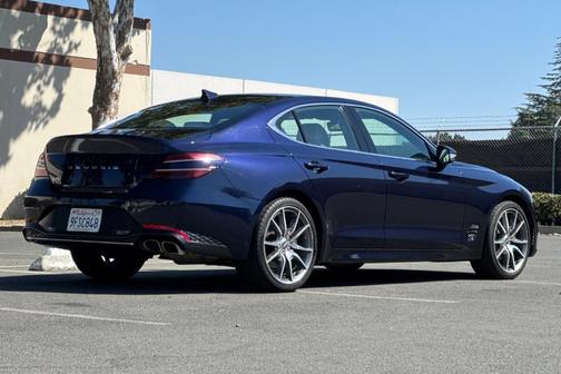 2023 Genesis G70 2.0T