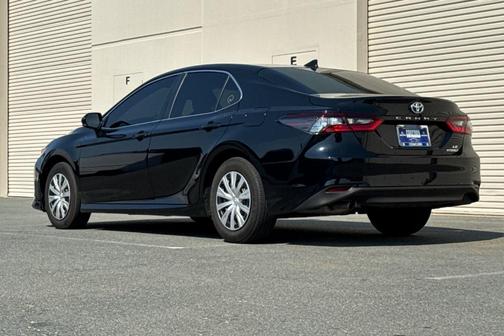 2023 Toyota Camry Hybrid LE