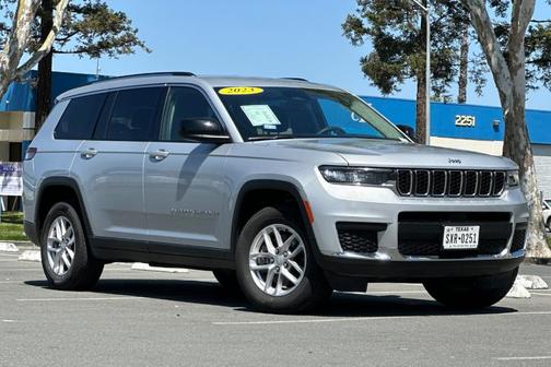 2023 Jeep Grand Cherokee L Laredo