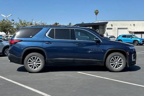 2022 Chevrolet Traverse LT Leather