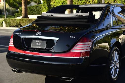 Photo 3 of 32 of 2012 Maybach Type 62 S