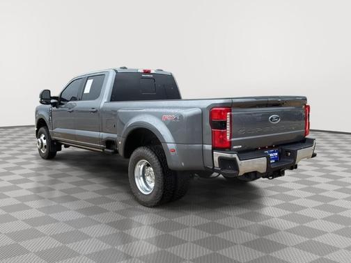 Carbonized Gray Metallic 2024 Ford F-350 Lariat Super Duty
