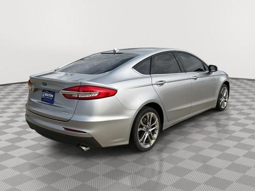 2020 Ford Fusion SEL