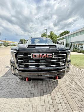 2024 GMC Sierra 2500 AT4