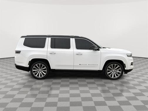 2023 Jeep Grand Wagoneer Base