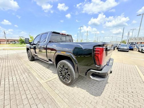2024 GMC Sierra 2500 Denali