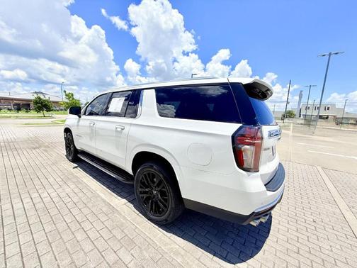 2021 Chevrolet Suburban Premier
