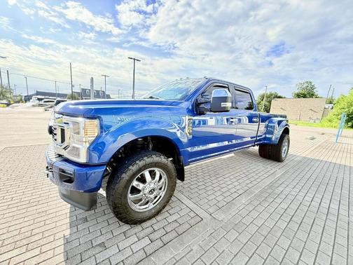 2022 Ford F-350 Platinum
