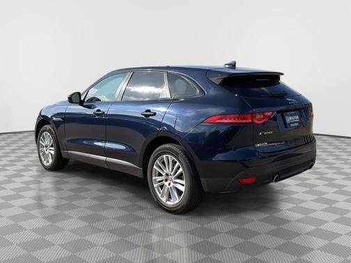 2017 Jaguar F-PACE 35t Prestige