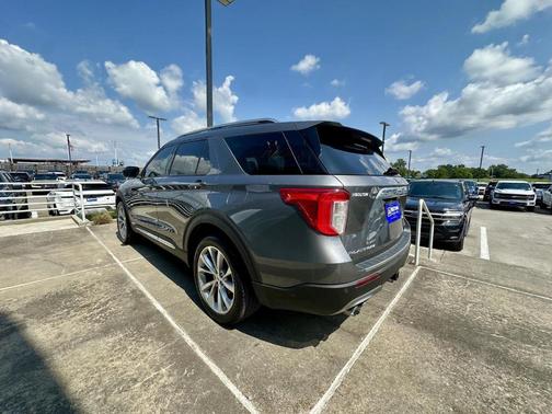 2021 Ford Explorer Platinum