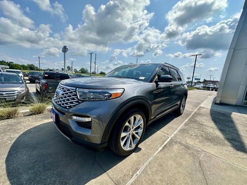 2021 Ford Explorer Platinum