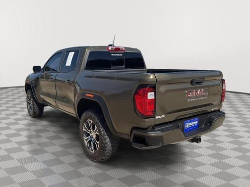 2023 GMC Canyon AT4