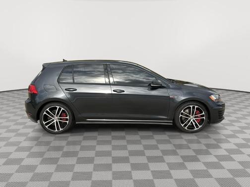 2017 Volkswagen Golf GTI Sport 4-Door