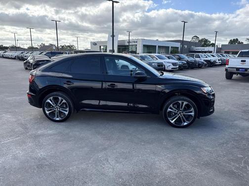 2023 Audi Q5 45 S line Premium Plus