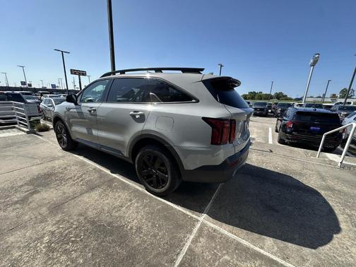 2023 Kia Sorento X-Line S