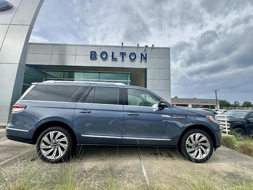 2023 Lincoln Navigator L Reserve