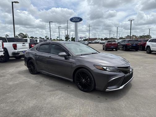2021 Toyota Camry XSE