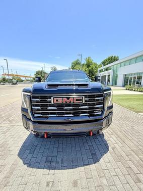 2024 GMC Sierra 2500 AT4