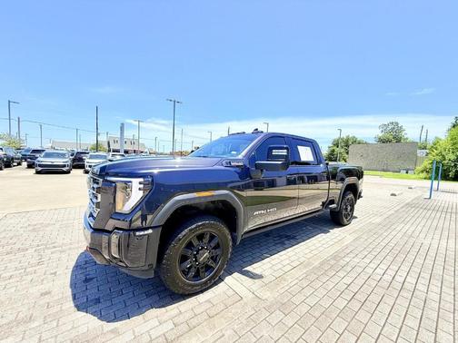 2024 GMC Sierra 2500 AT4