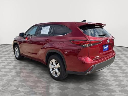 2023 Toyota Highlander Hybrid LE