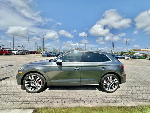 2018 Audi SQ5 3.0T Premium Plus
