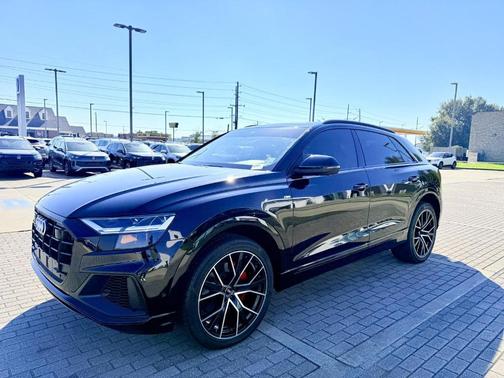 2020 Audi Q8 55 Premium Plus