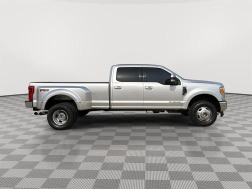 2017 Ford F-350 Lariat Super Duty