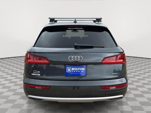 Manhattan Gray Metallic 2019 Audi Q5 2.0T Premium Plus