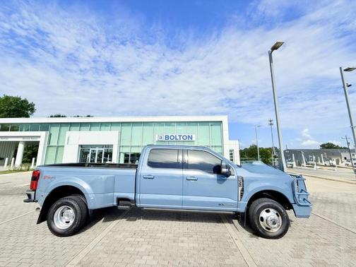 2023 Ford F-350 Lariat Super Duty