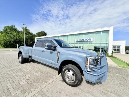 2023 Ford F-350 Lariat Super Duty