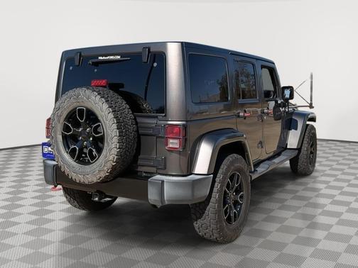 2017 Jeep Wrangler Unlimited Sahara