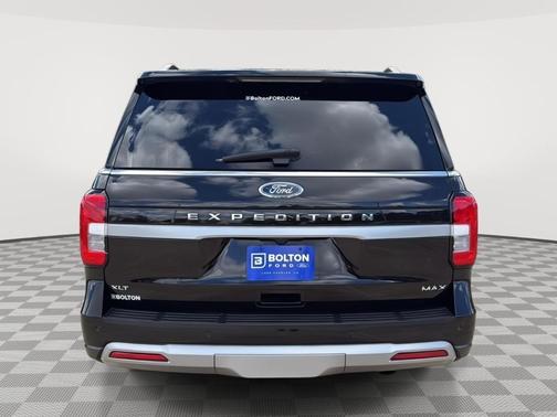 2022 Ford Expedition Max XLT