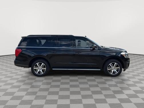 2022 Ford Expedition Max XLT