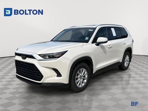 Cream 2024 Toyota Grand Highlander XLE