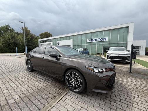 2019 Toyota Avalon XSE